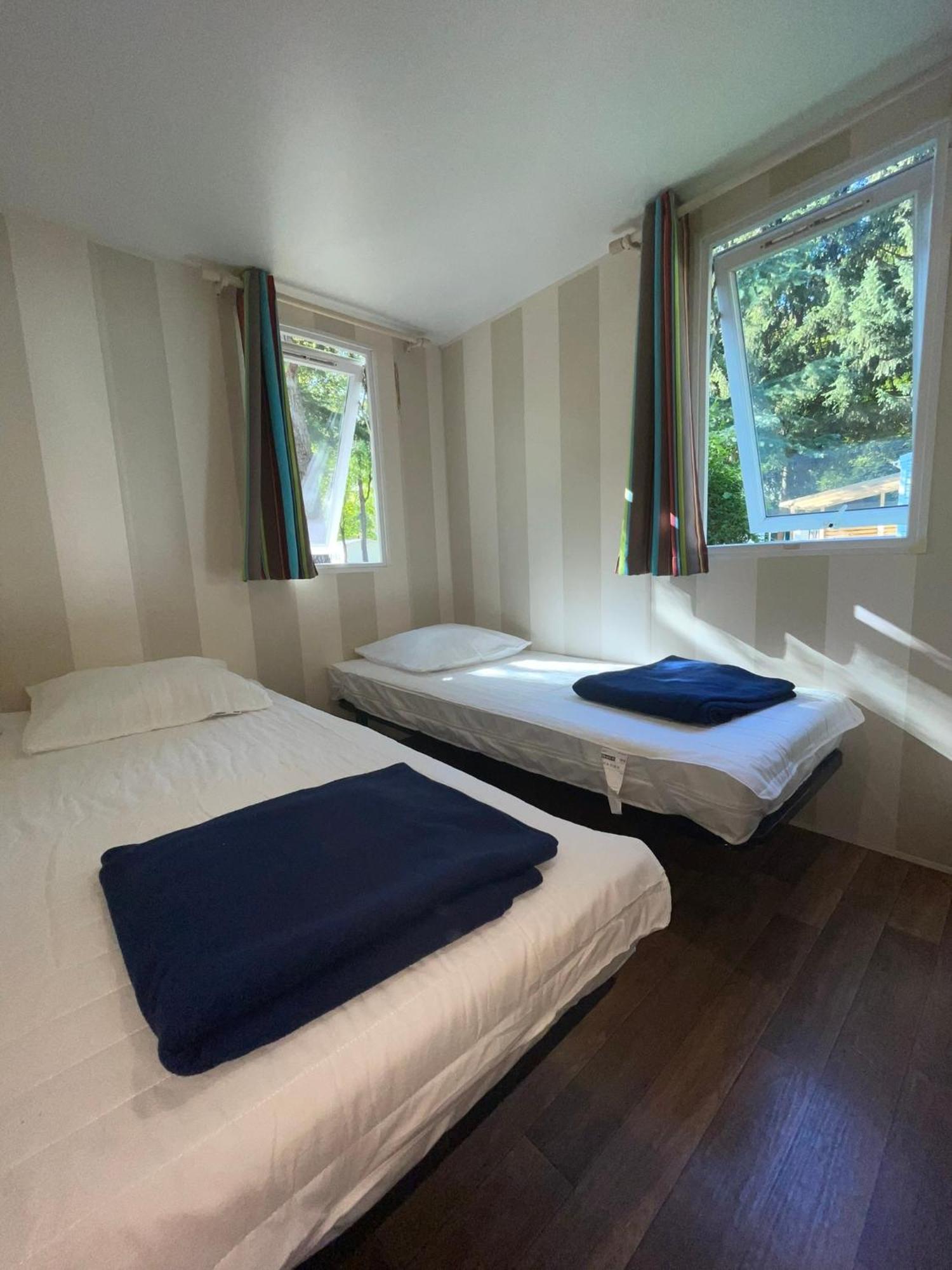 Chez Philippe Et Sylvie - 2 Bungalows Pour 5 Proche Europa-Park Boofzheim Bagian luar foto
